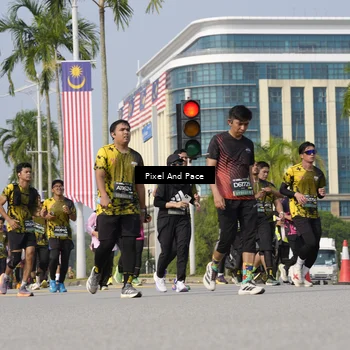 Runner Photo 6496086