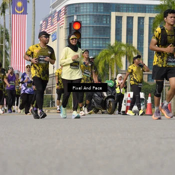 Runner Photo 6496115