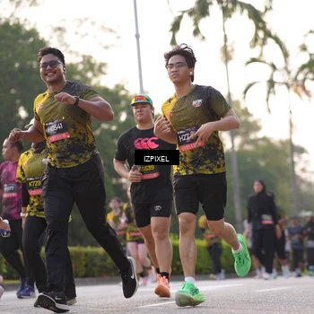 Runner Photo 6496142