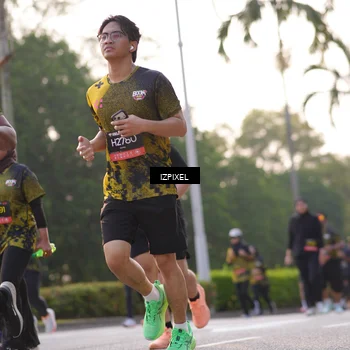 Runner Photo 6496145
