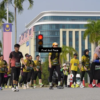 Runner Photo 6496150