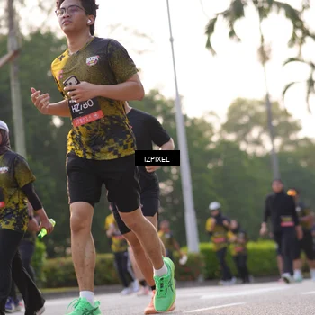 Runner Photo 6496161