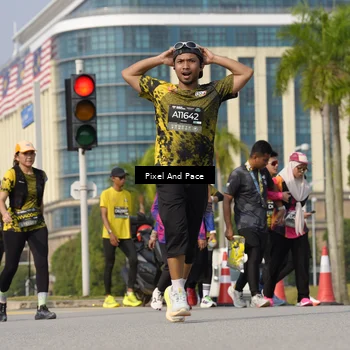 Runner Photo 6496165