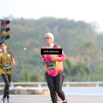 Runner Photo 6496221