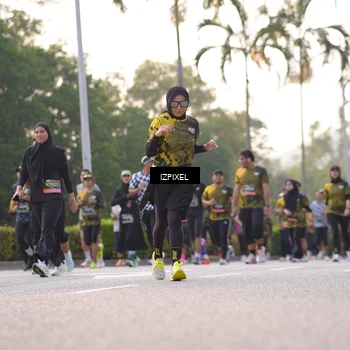 Runner Photo 6496229