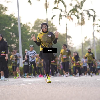 Runner Photo 6496234