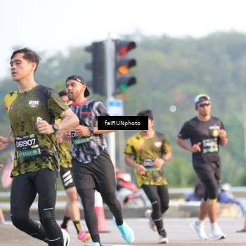 Runner Photo 6496244