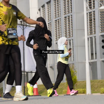 Runner Photo 6496251