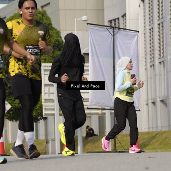 Runner Photo 6496274