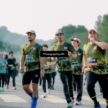 Runner Photo 6496291