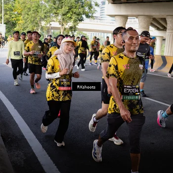 Runner Photo 6496321