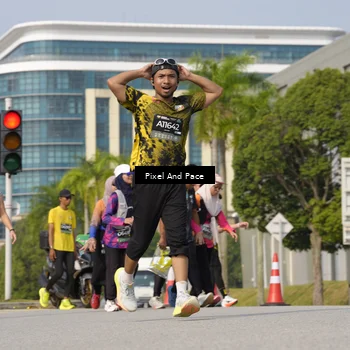 Runner Photo 6496332