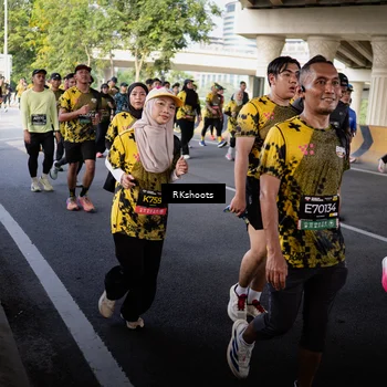 Runner Photo 6496333