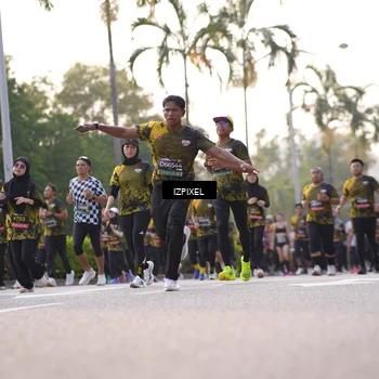 Runner Photo 6496355