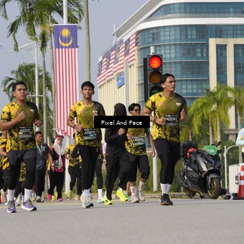 Runner Photo 6496369