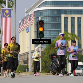 Runner Photo 6496374