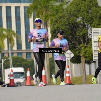 Runner Photo 6496380