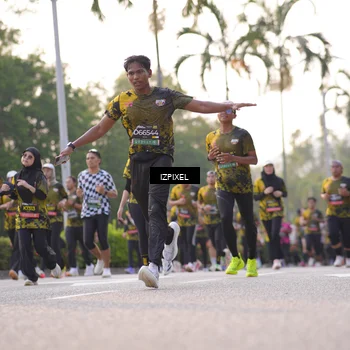 Runner Photo 6496381