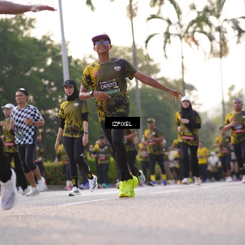 Runner Photo 6496398