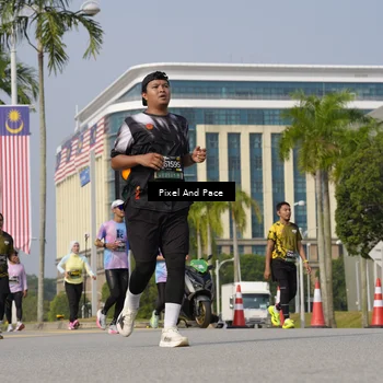 Runner Photo 6496404