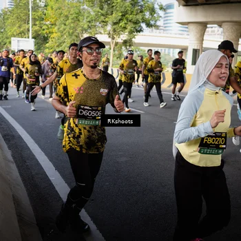 Runner Photo 6496420