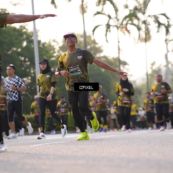 Runner Photo 6496423