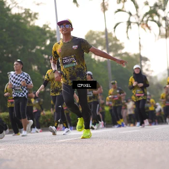 Runner Photo 6496436