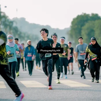 Runner Photo 6496438