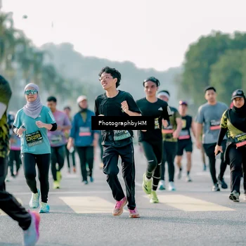 Runner Photo 6496446