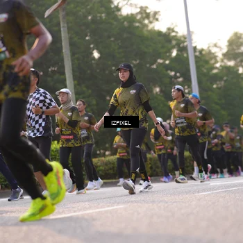 Runner Photo 6496448