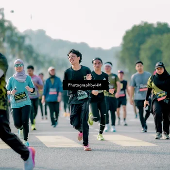 Runner Photo 6496450