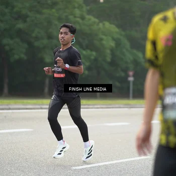 Runner Photo 6496459