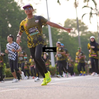 Runner Photo 6496460
