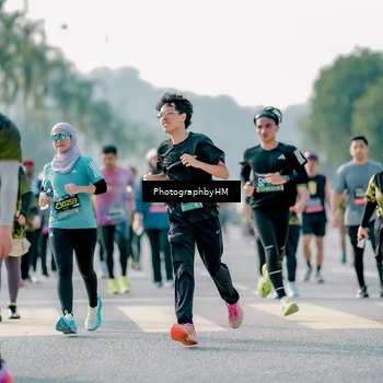 Runner Photo 6496466