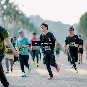 Runner Photo 6496468