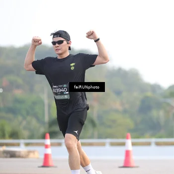Runner Photo 6496496