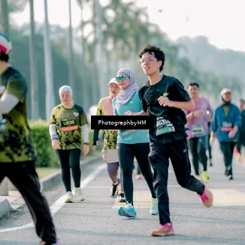 Runner Photo 6496514