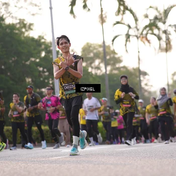 Runner Photo 6496554