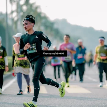 Runner Photo 6496601