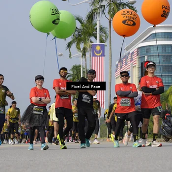 Runner Photo 6496648