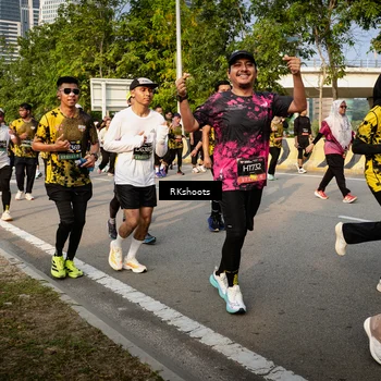Runner Photo 6496673