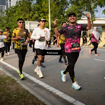 Runner Photo 6496676