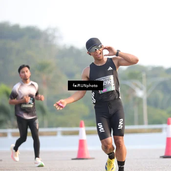 Runner Photo 6496698