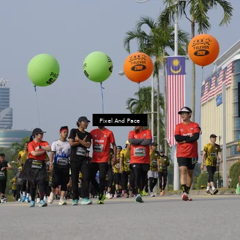 Runner Photo 6496704