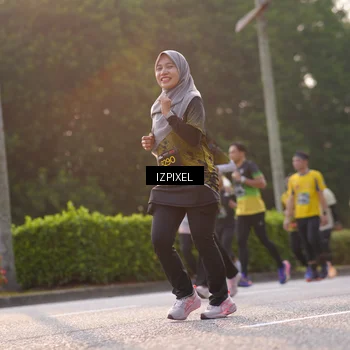Runner Photo 6496715