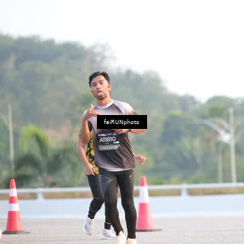 Runner Photo 6496737