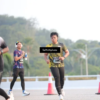 Runner Photo 6496782