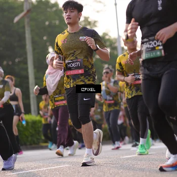 Runner Photo 6496840