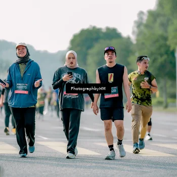 Runner Photo 6496877
