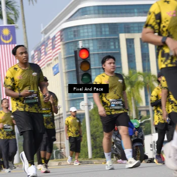 Runner Photo 6496886